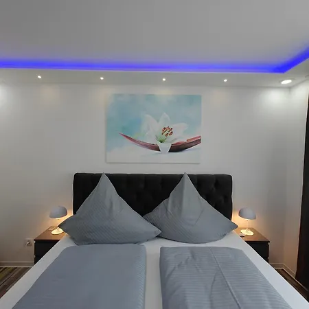 Modern Neuburg Uu - Neu - 2 Zimmer, Komfort, Ausgestattet, Smart Tv, Wi-fi * Neuburg an Der Donau